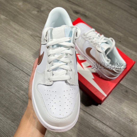 Nike Dunk Low White Rose Gold GS - Picture 3 of 11
